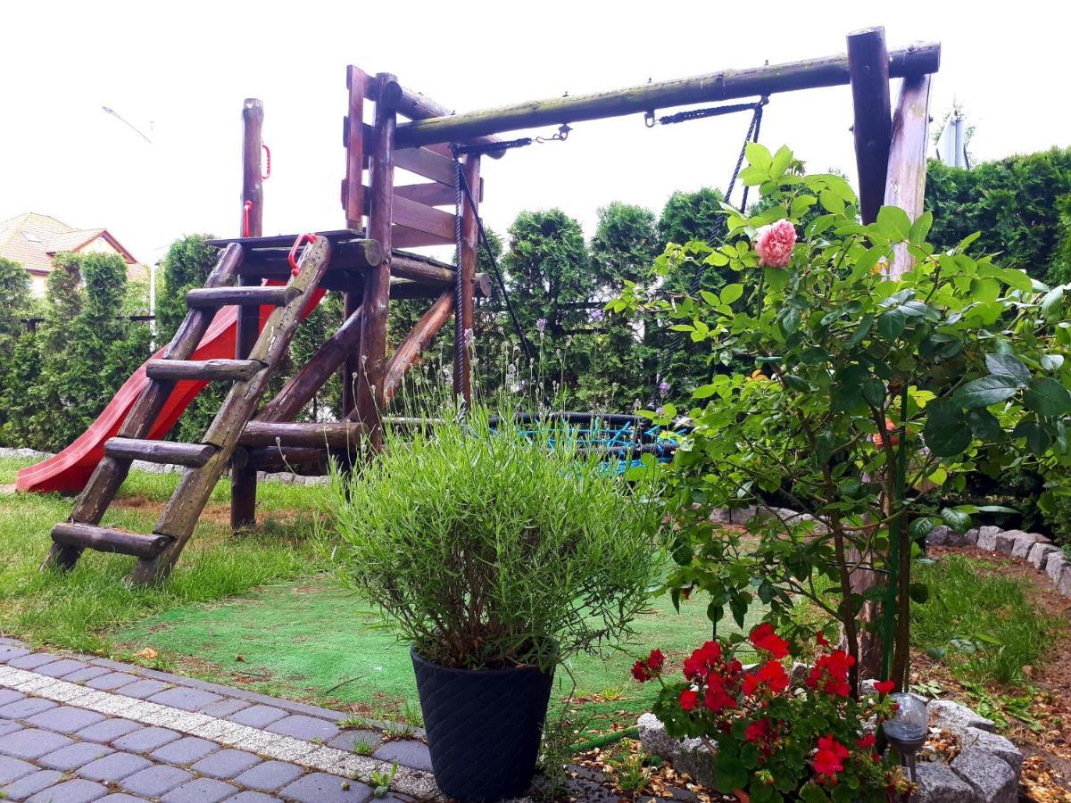 Pokoje I Domek Letniskowy Pod Kasztanem Jastarnia Bagian luar foto